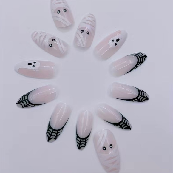 Halloween Press On Nails - Picture 3 of 7
